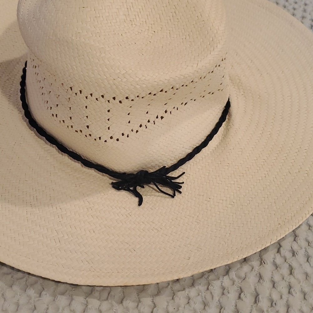 Women’s Cappelli Straw Hat - Picture 3 of 5